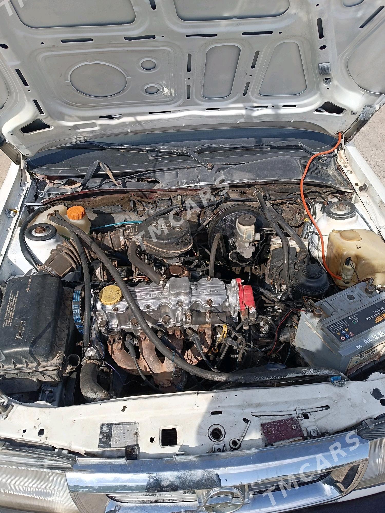 Opel Vectra 1992 - 33 000 TMT - Мары - img 5
