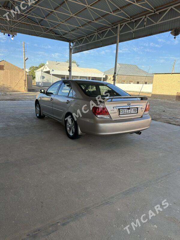 Toyota Camry 2002 - 140 000 TMT - Baýramaly - img 5