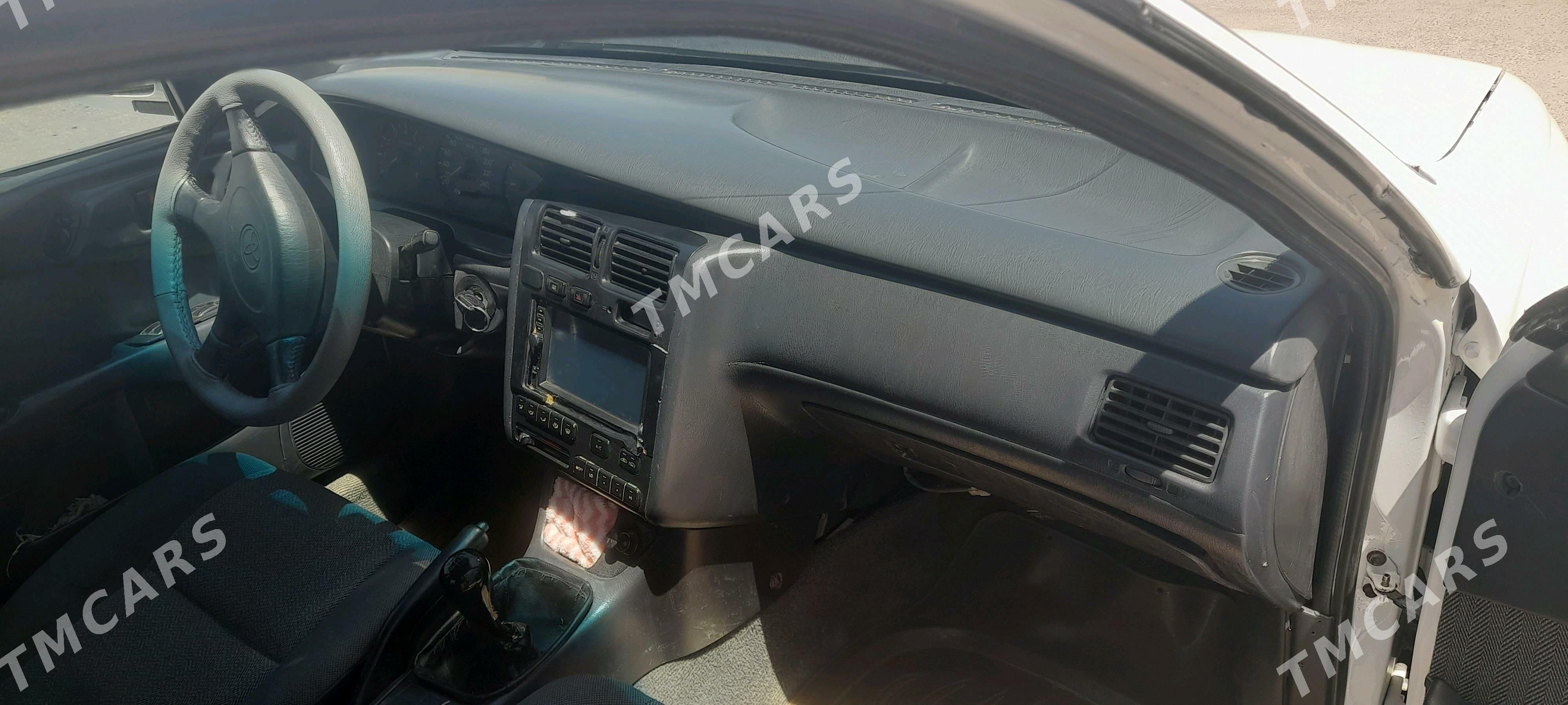 Toyota Carina 1996 - 72 000 TMT - Байрамали - img 6