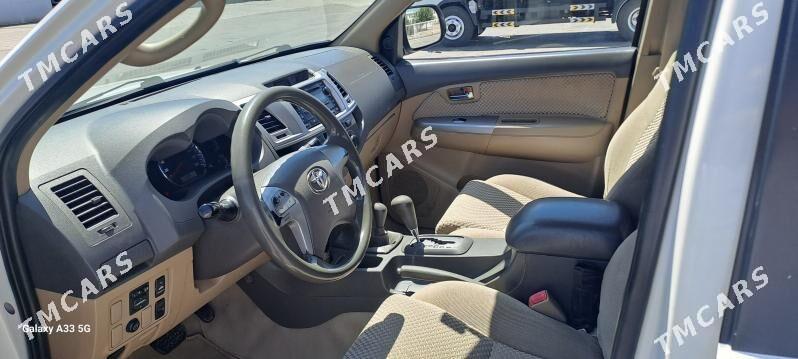 Toyota Fortuner 2012 - 320 000 TMT - Ашхабад - img 4