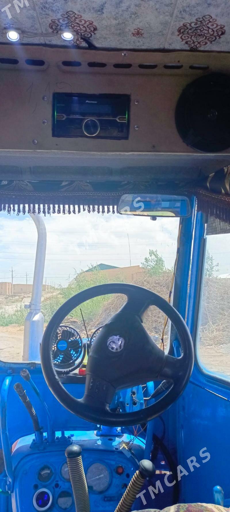 MTZ T-28 1995 - 90 000 TMT - Чарджоу - img 4