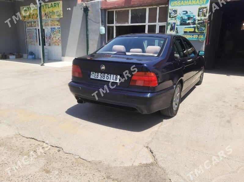 BMW E39 1998 - 90 000 TMT - Туркменабат - img 1