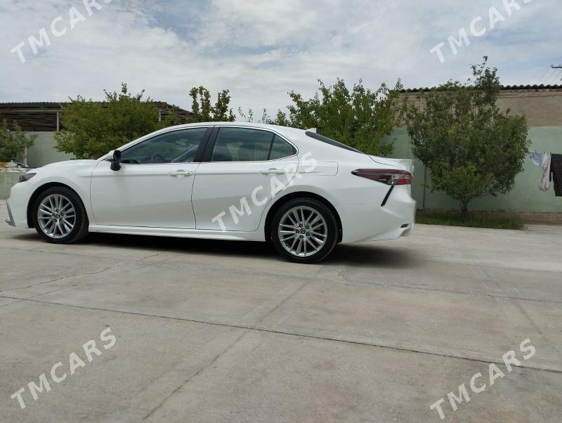 Toyota Camry 2021 - 335 000 TMT - Balkanabat - img 3