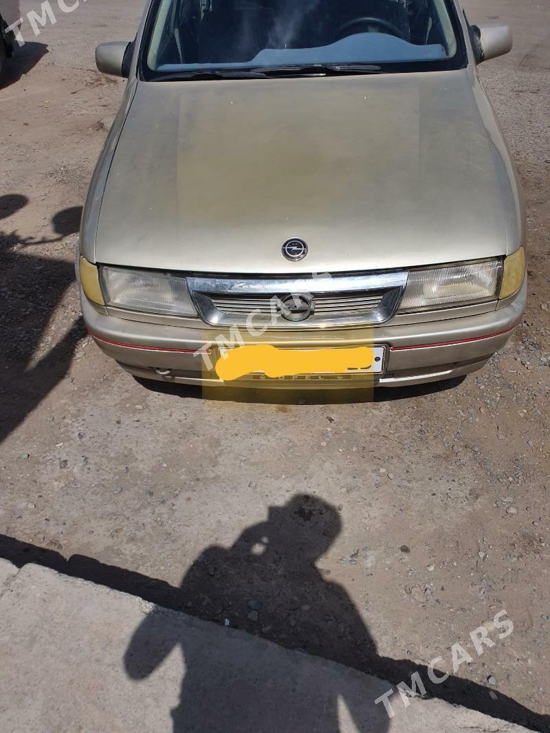 Opel Vectra 1989 - 30 000 TMT - Çärjew - img 2