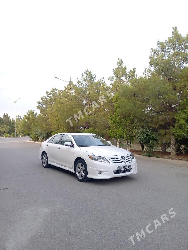Toyota Camry 2010 - 128 000 TMT - Бахарден - img 2