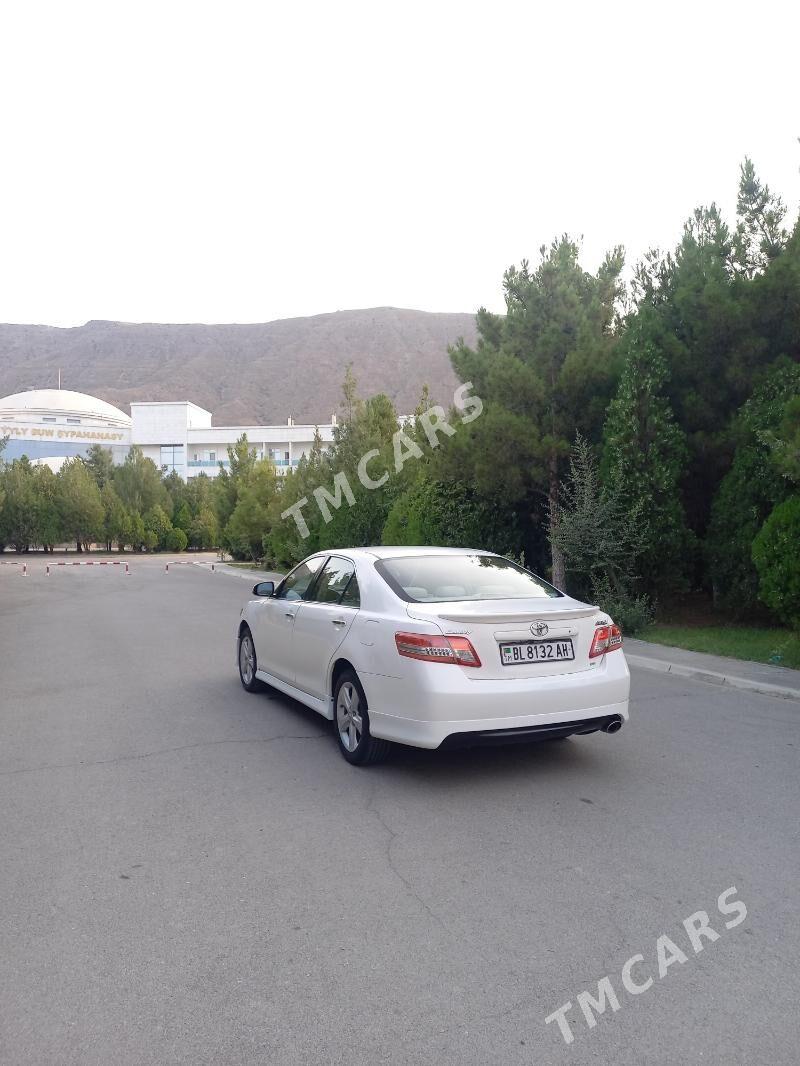 Toyota Camry 2010 - 128 000 TMT - Бахарден - img 5