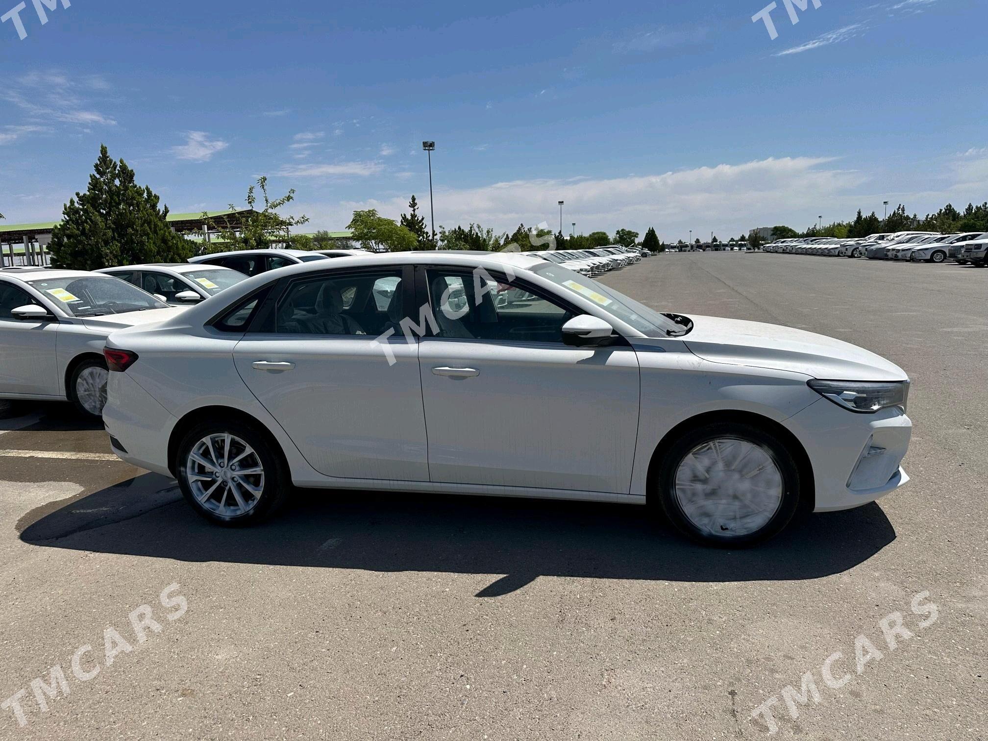 Geely Emgrand 2025 - 290 000 TMT - Podwoýski köç. (Bitarap Türkmenistan şaýoly) - img 3