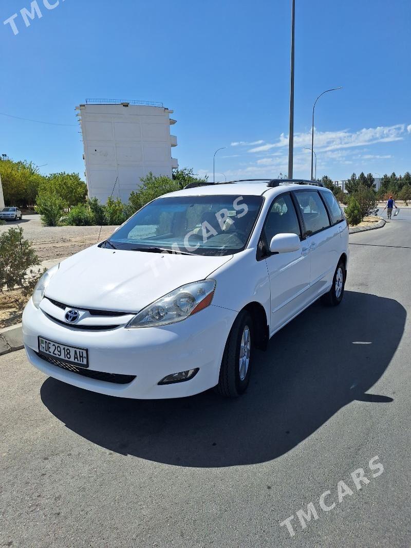 Toyota Sienna 2007 - 225 000 TMT - "Алтын Асыр" Гундогар базары ( Толкучка) - img 2