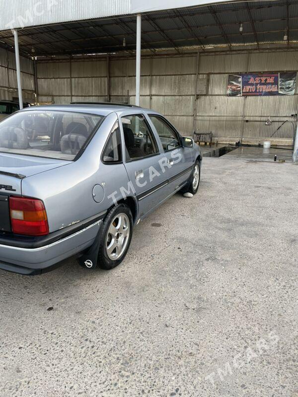 Opel Vectra 1990 - 33 000 TMT - Mary - img 2