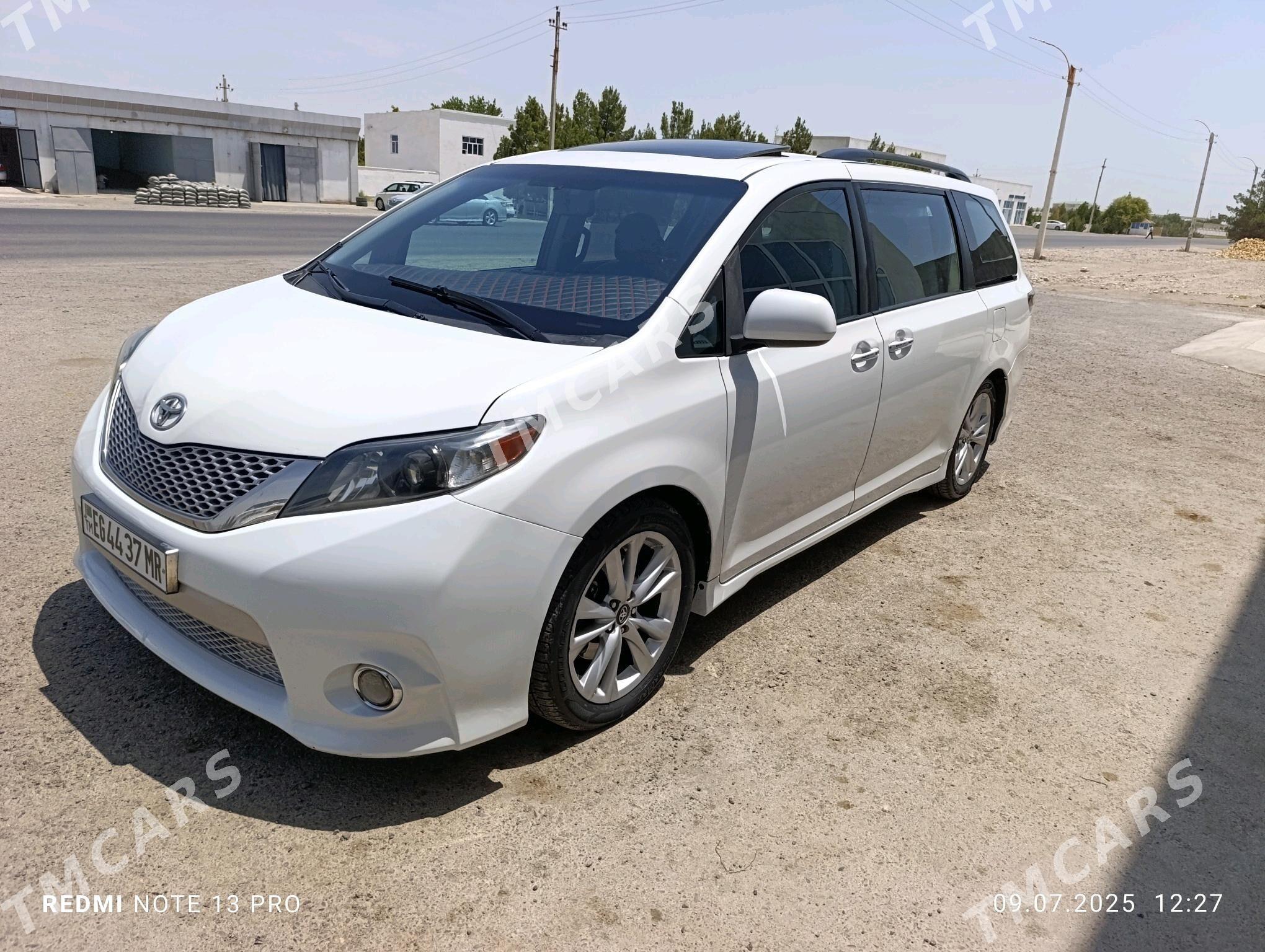 Toyota Sienna 2015 - 350 000 TMT - Мары - img 2