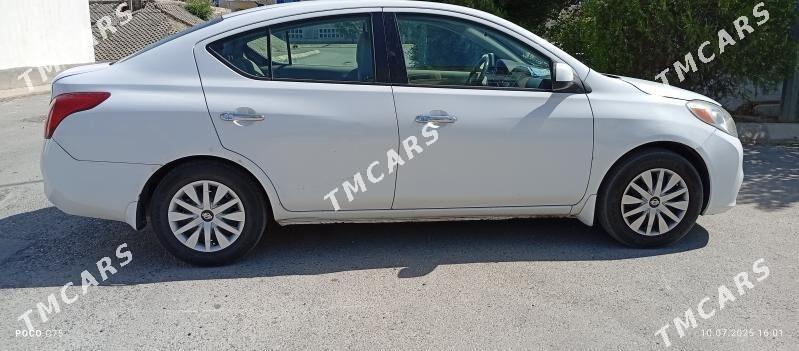 Nissan Versa 2011 - 107 000 TMT - Ашхабад - img 3