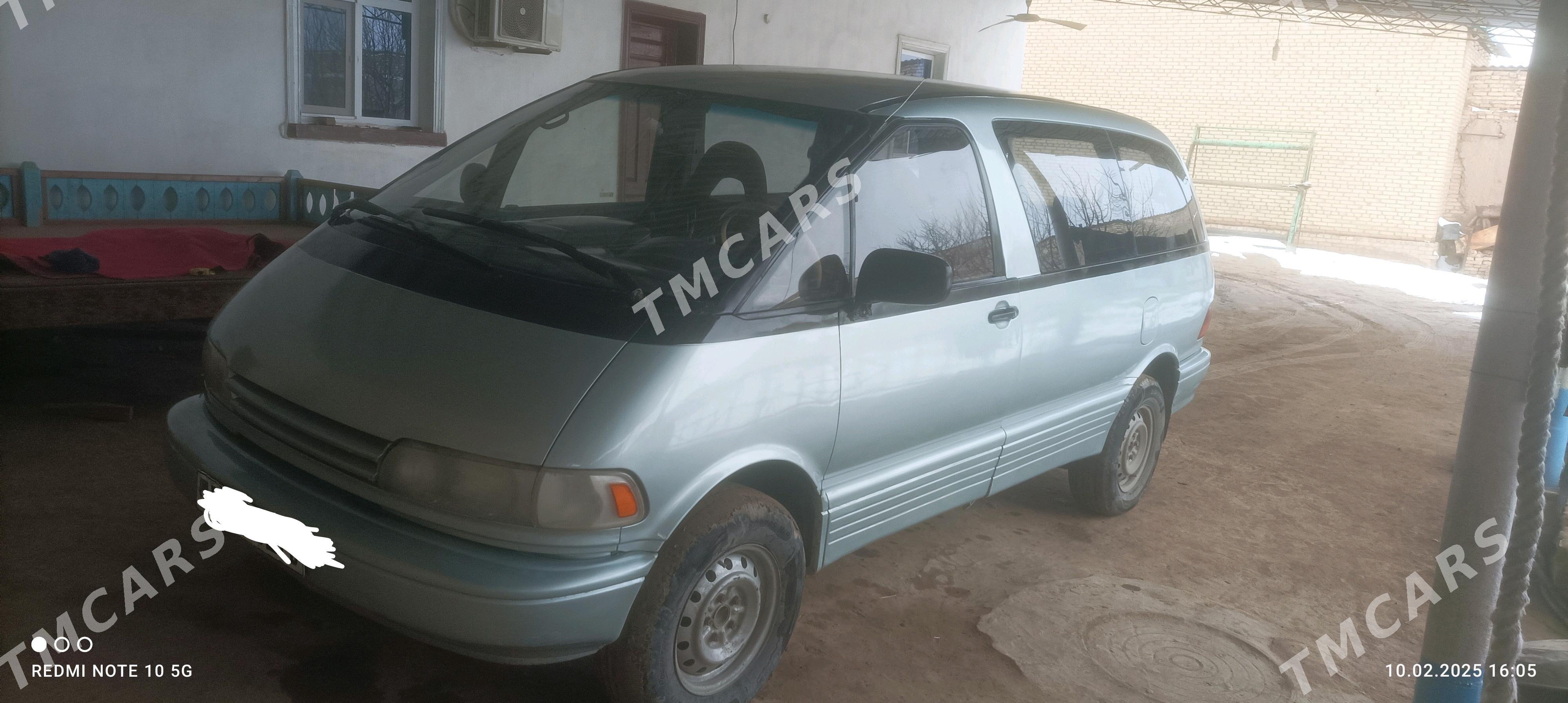 Toyota Previa 1993 - 65 000 TMT - Халач - img 4
