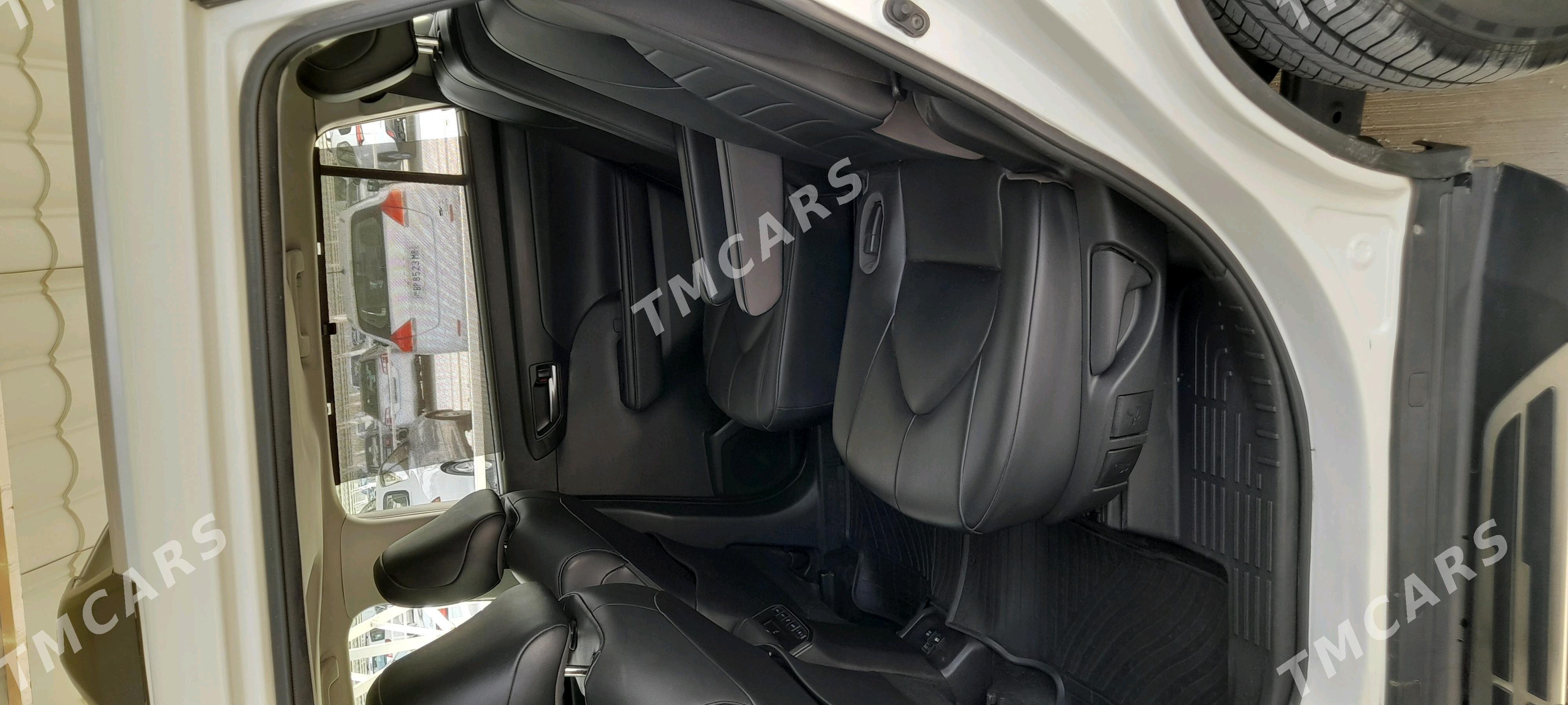 Toyota Highlander 2020 - 470 000 TMT - Байрамали - img 10
