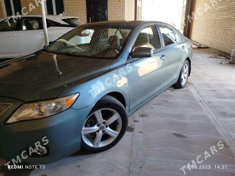 Toyota Camry 2011 - 140 000 TMT - Dänew - img 2