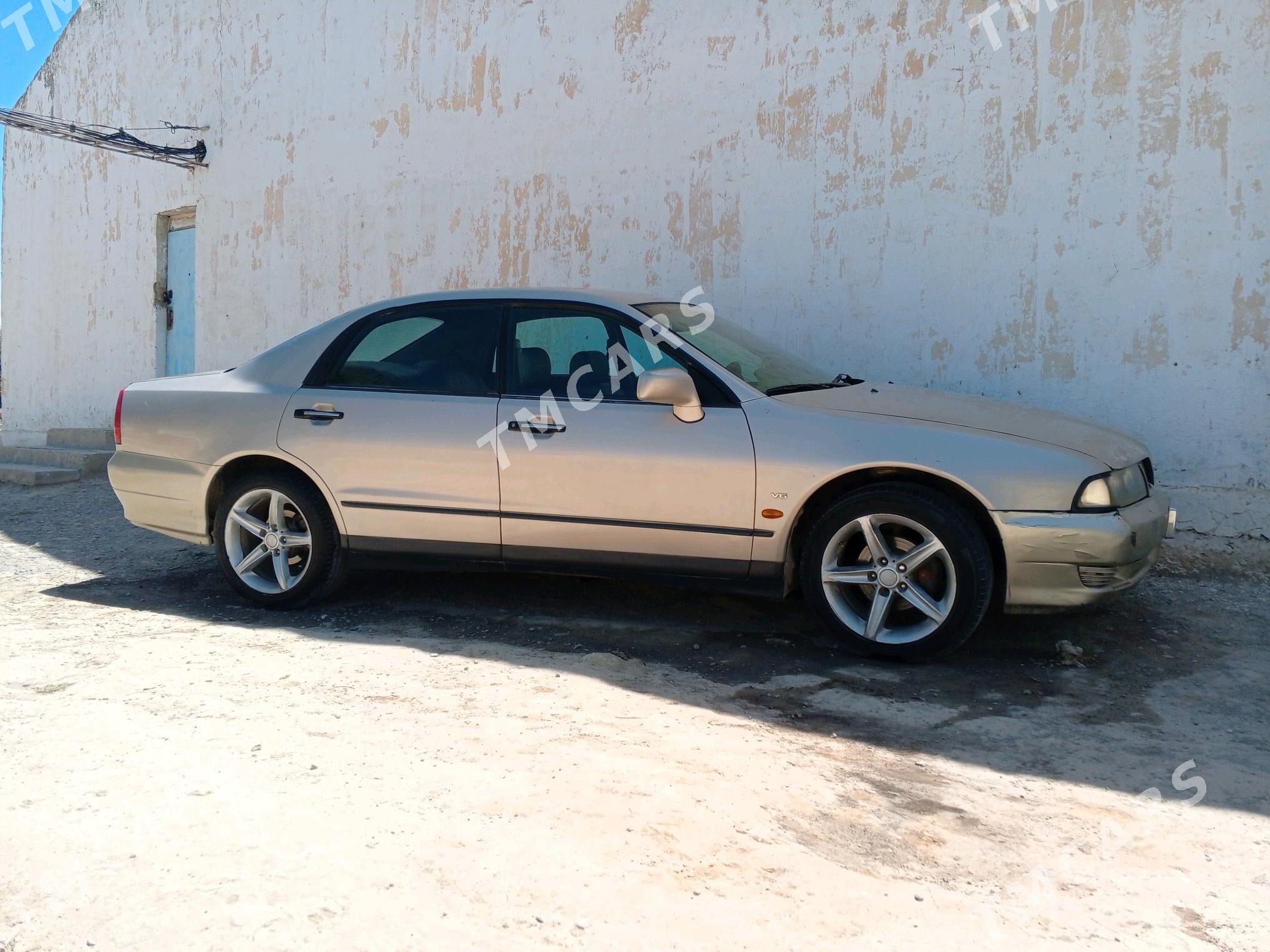 Mitsubishi Diamante 2002 - 35 000 TMT - Бахарден - img 3