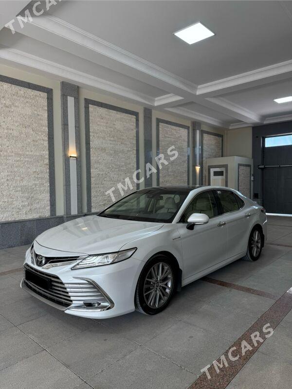 Toyota Camry 2022 - 595 000 TMT - Ашхабад - img 2