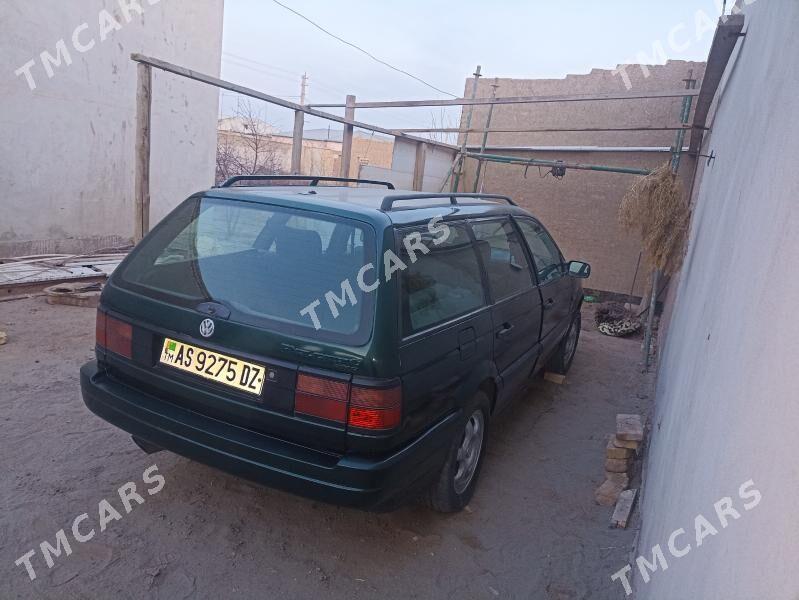 Volkswagen Passat 1993 - 15 000 TMT - Дашогуз - img 5