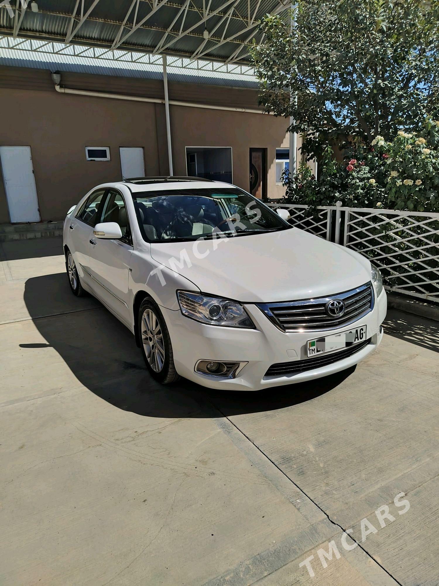 Toyota Aurion 2011 - 250 000 TMT - "Алтын Асыр" Гундогар базары ( Толкучка) - img 3