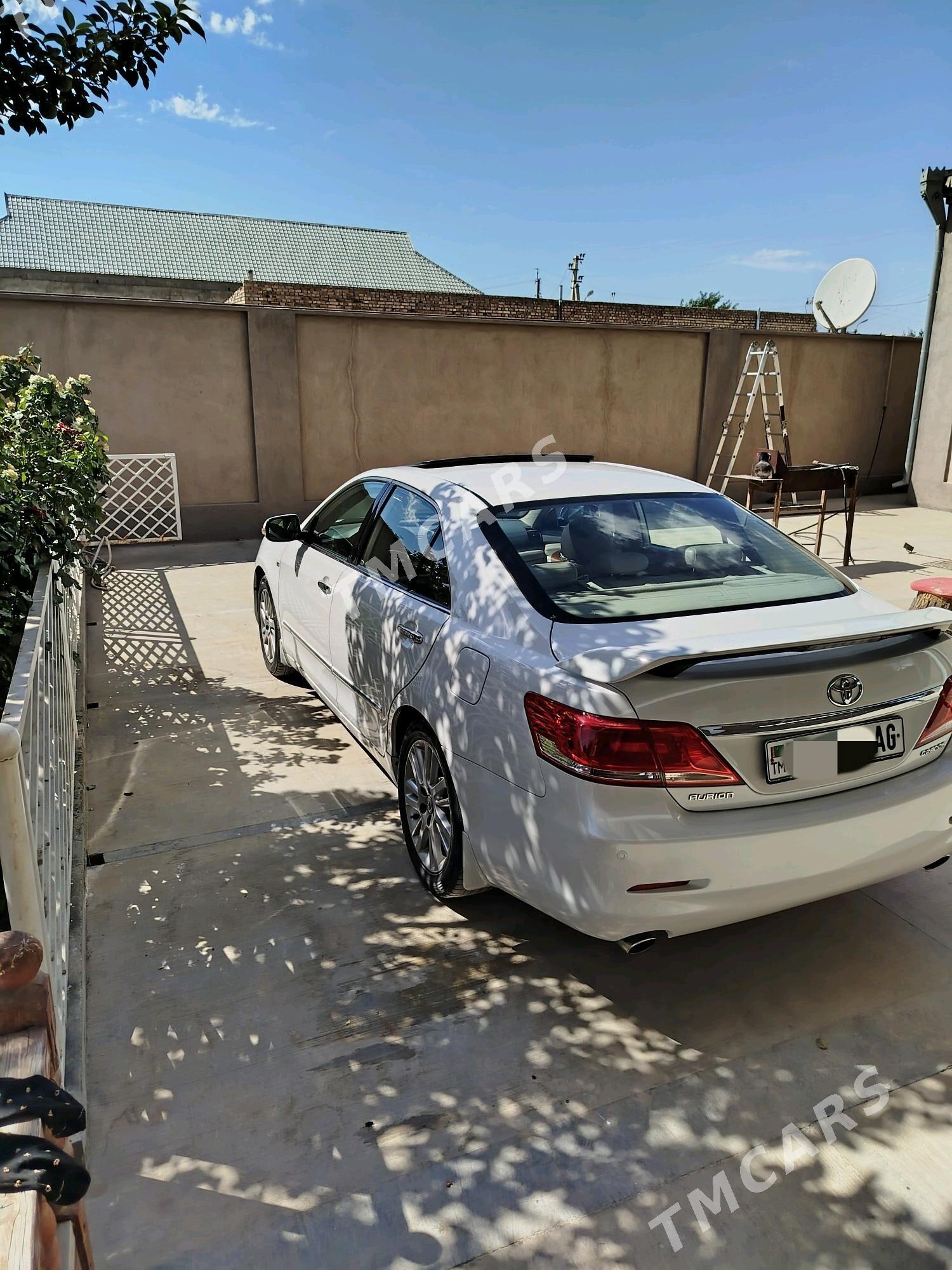 Toyota Aurion 2011 - 250 000 TMT - "Алтын Асыр" Гундогар базары ( Толкучка) - img 6