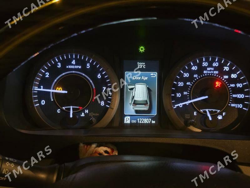 Toyota Sienna 2020 - 480 000 TMT - Büzmeýin - img 4