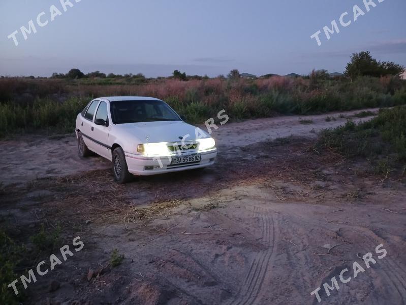 Opel Vectra 1995 - 25 000 TMT - Дашогуз - img 3
