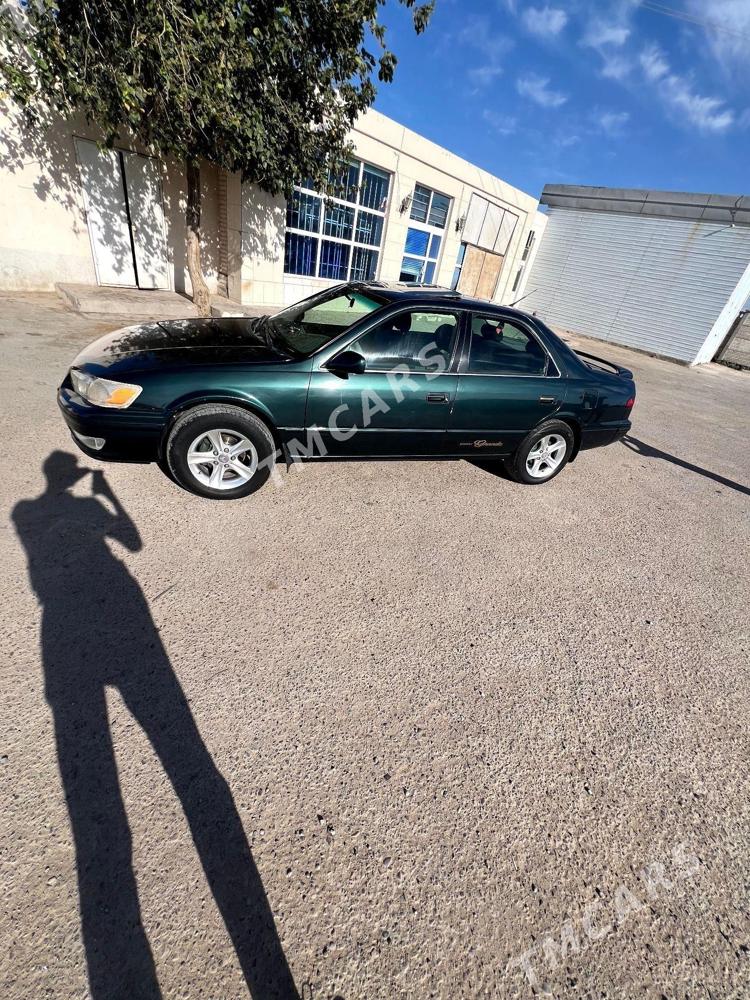 Toyota Camry 1998 - 110 000 TMT - Байрамали - img 2