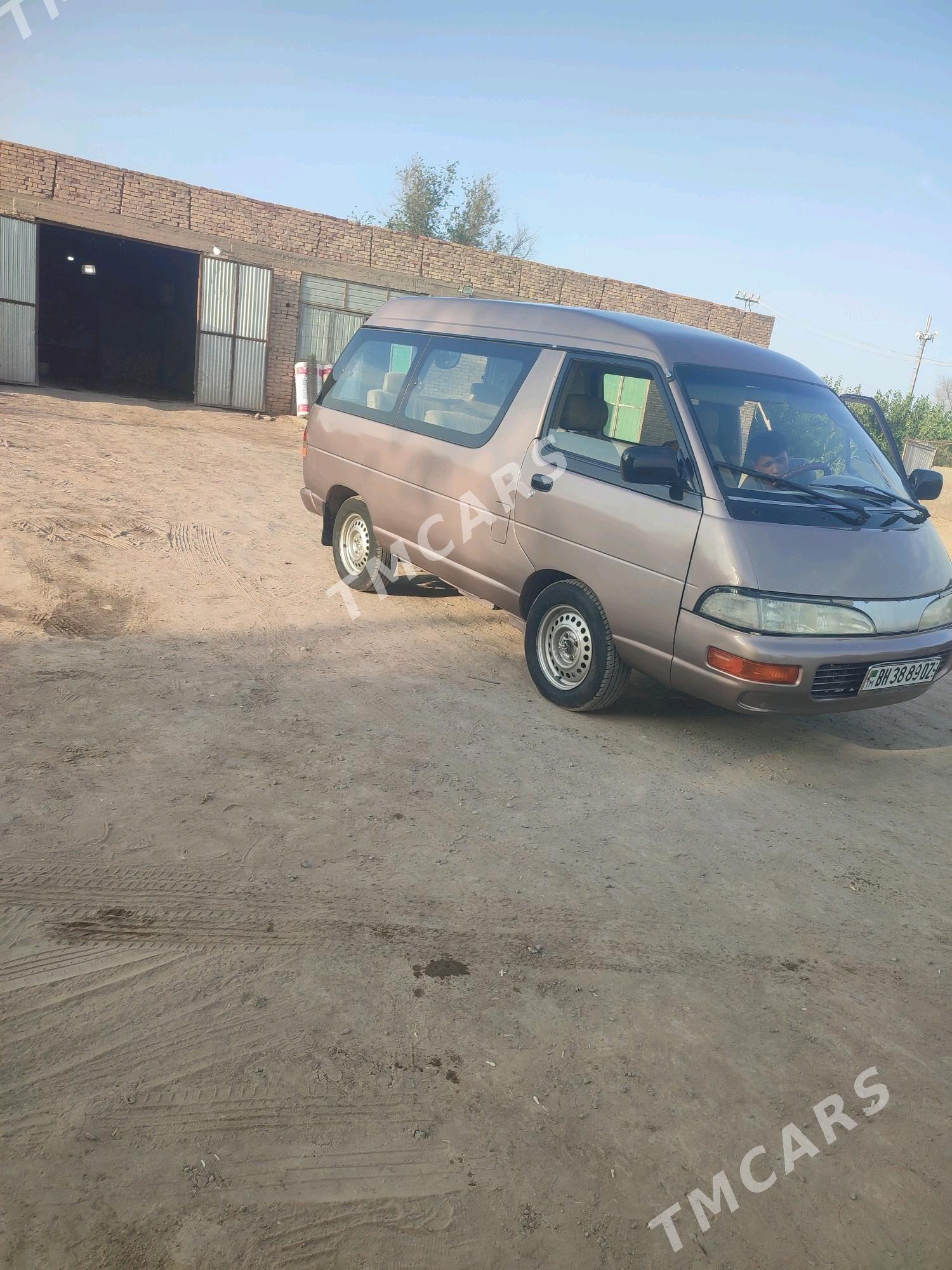 Toyota Town Ace 1992 - 45 000 TMT - Акдепе - img 5