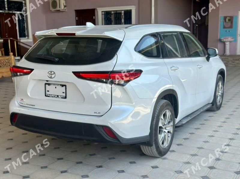 Toyota Highlander 2022 - 570 000 TMT - Мары - img 3