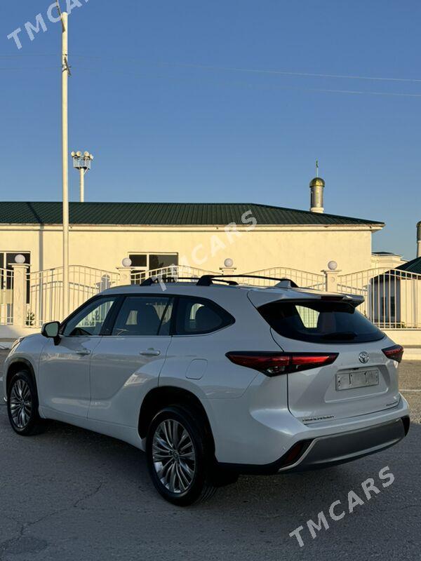 Toyota Highlander 2023 - 580 000 TMT - Балканабат - img 5