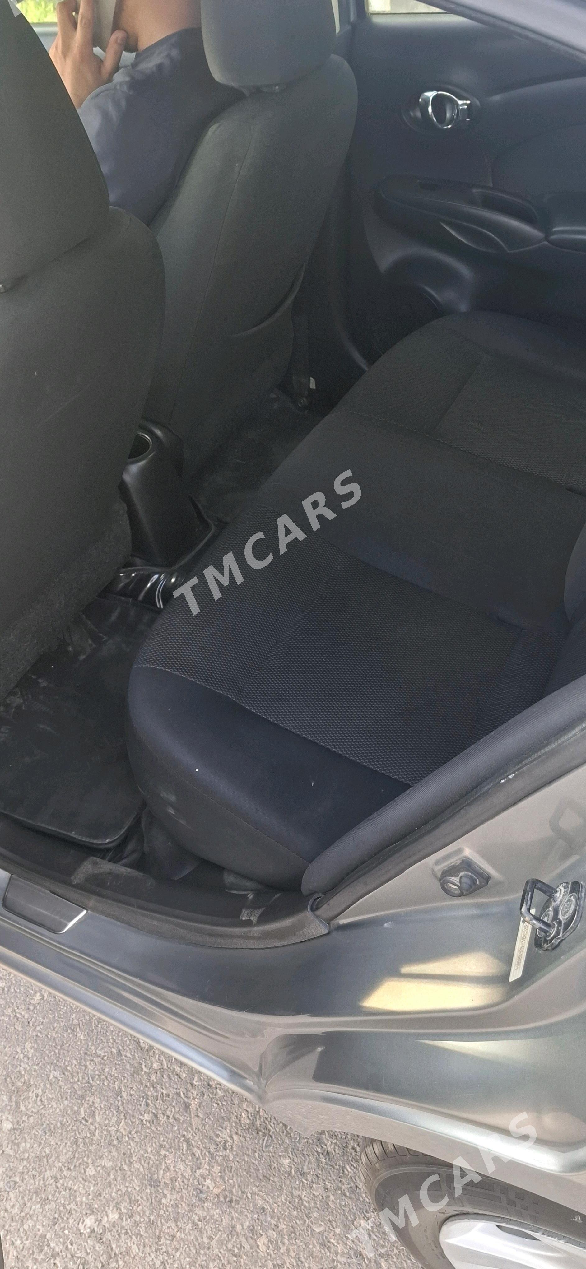 Nissan Versa 2013 - 79 000 TMT - Türkmenabat - img 4