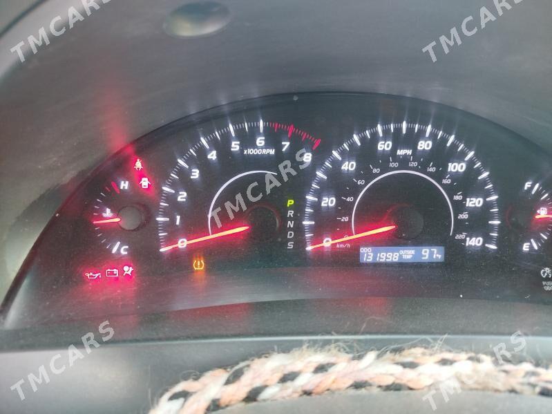 Toyota Camry 2010 - 200 000 TMT - Байрамали - img 2