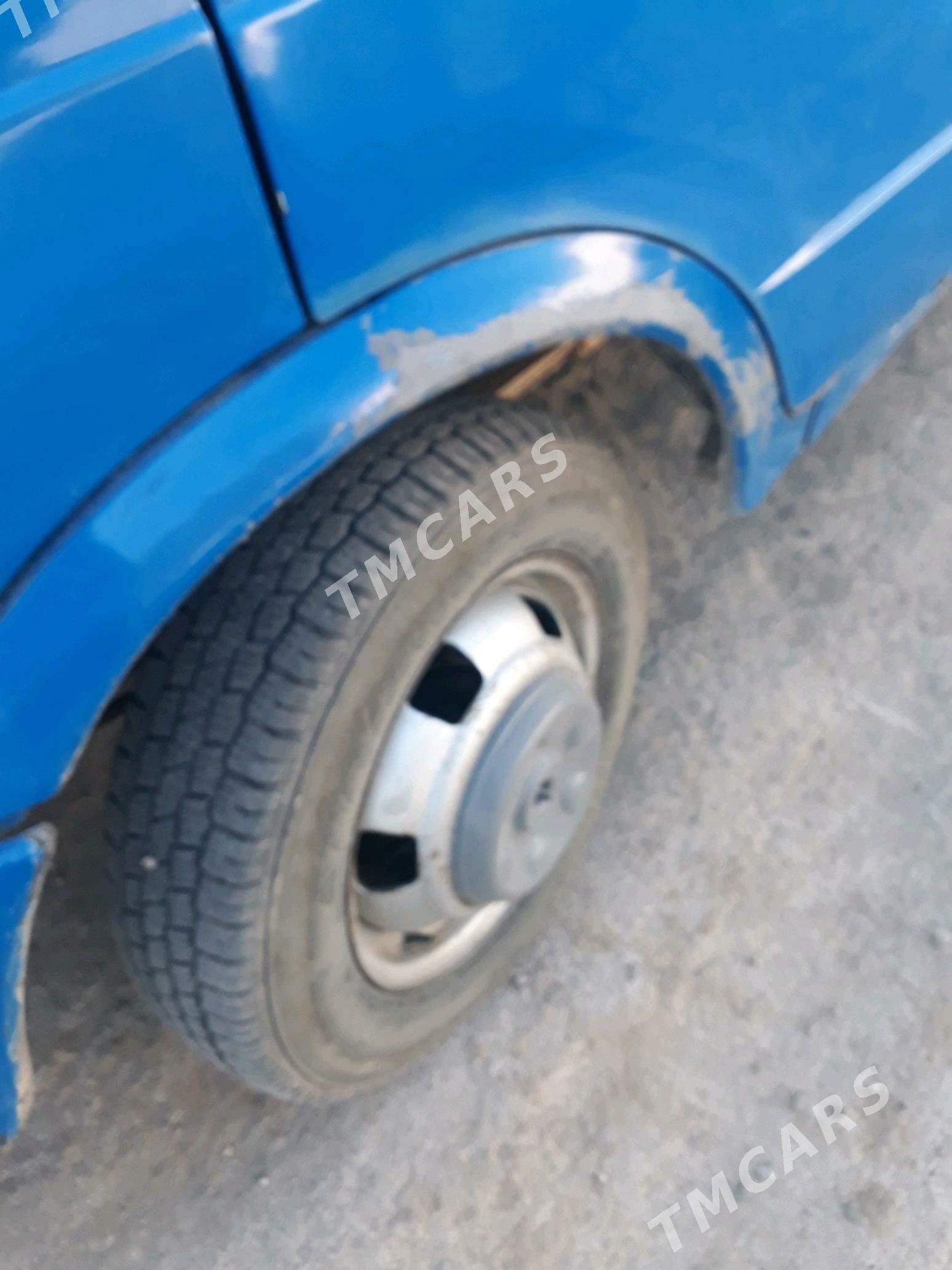 Gaz Gazel 2001 - 40 000 TMT - Акдепе - img 3