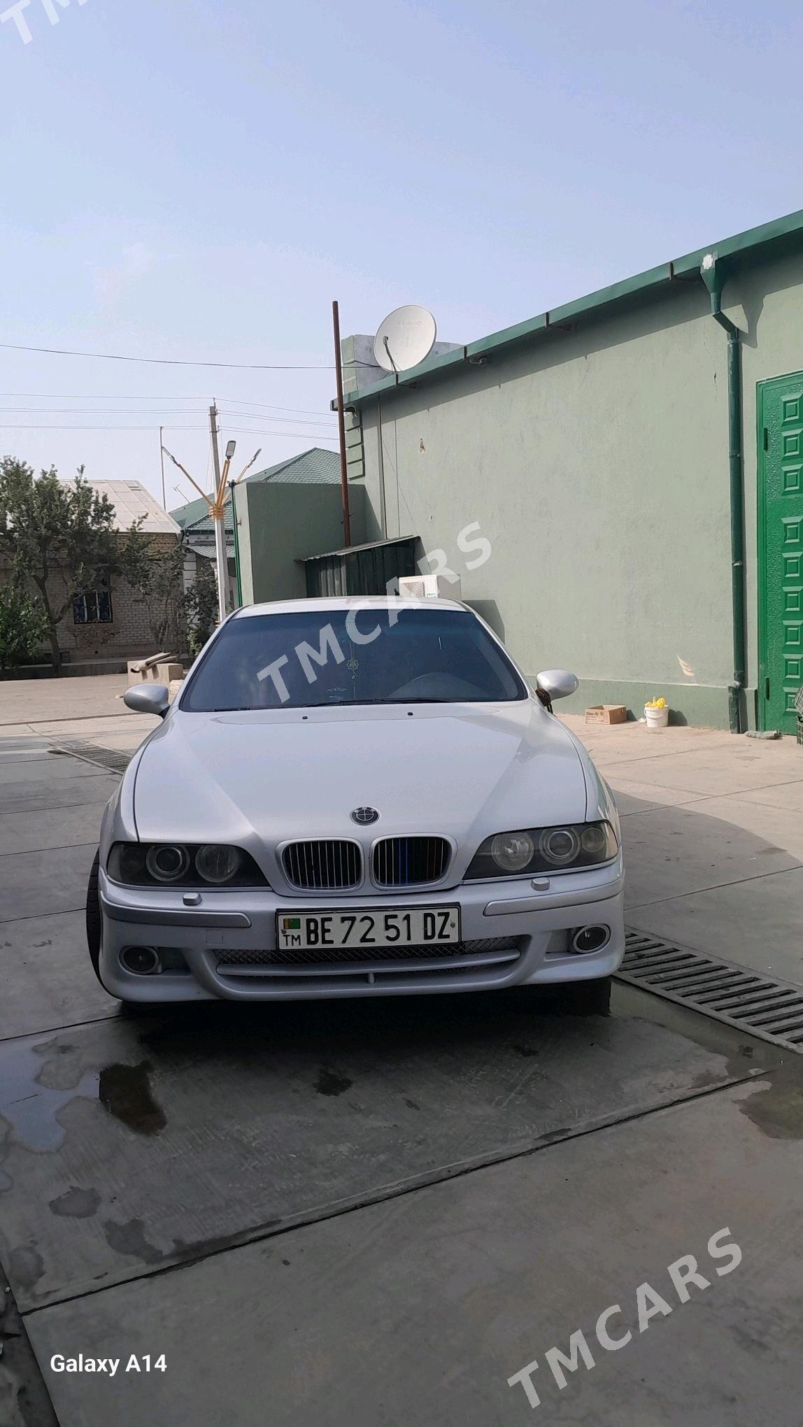 BMW 528 2000 - 150 000 TMT - Дашогуз - img 4
