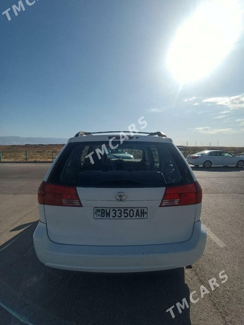Toyota Sienna 2004 - 170 000 TMT - Aşgabat - img 1