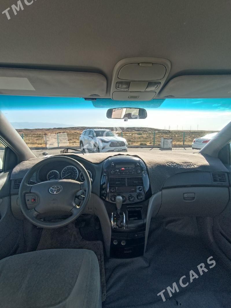 Toyota Sienna 2004 - 170 000 TMT - Aşgabat - img 5