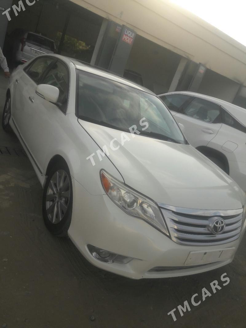 Toyota Avalon 2011 - 200 000 TMT - Saýat - img 1