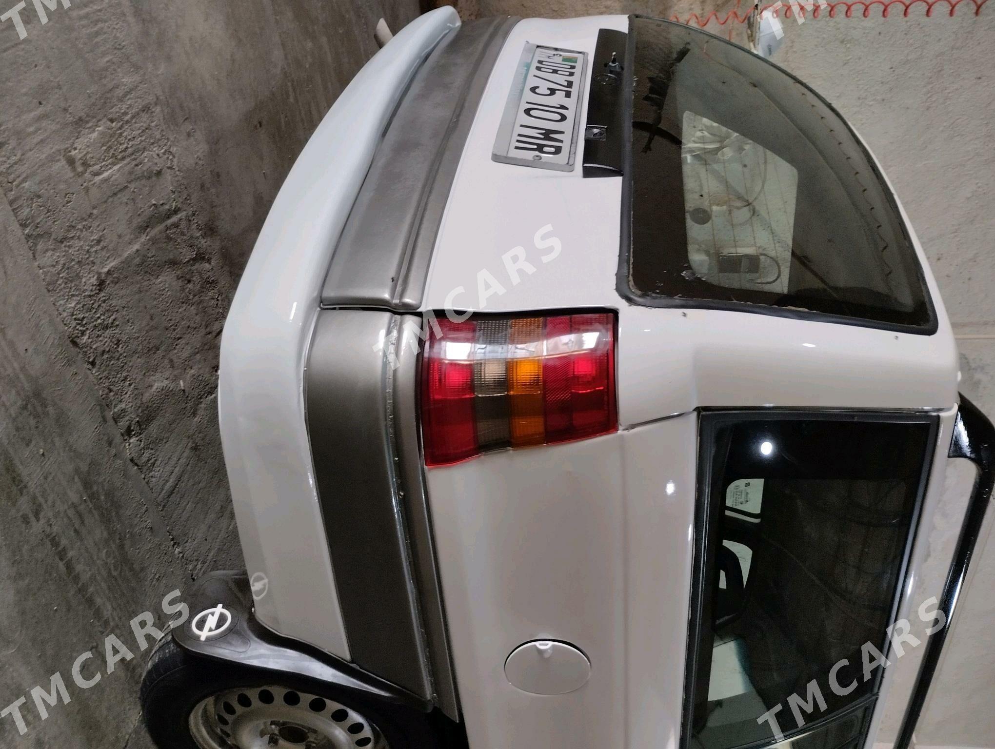 Opel Astra 1994 - 34 000 TMT - Мары - img 8