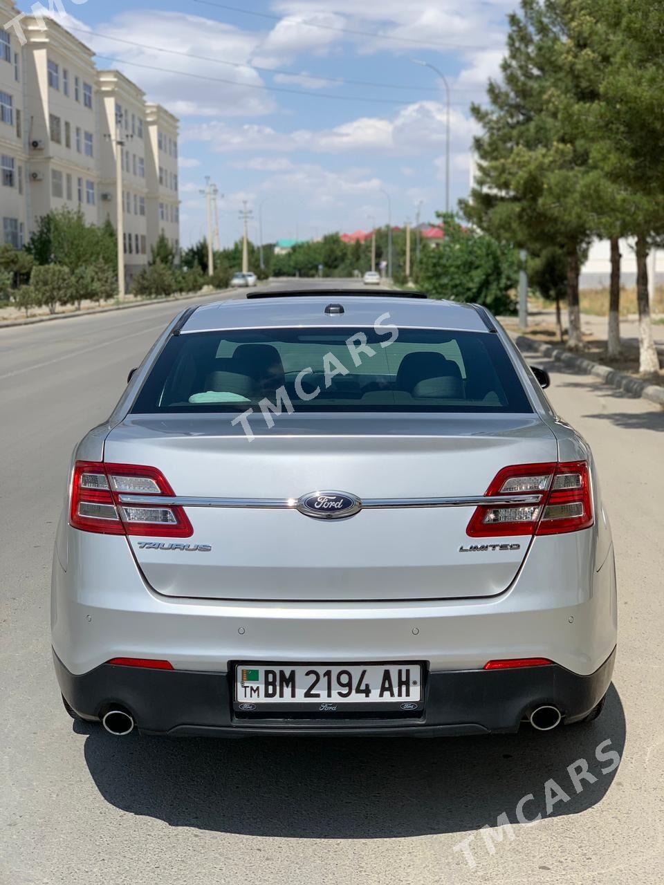 Ford Taurus 2017 - 210 000 TMT - Sowetskiý köç. (Garaşsyzlyk şaýoly) - img 2