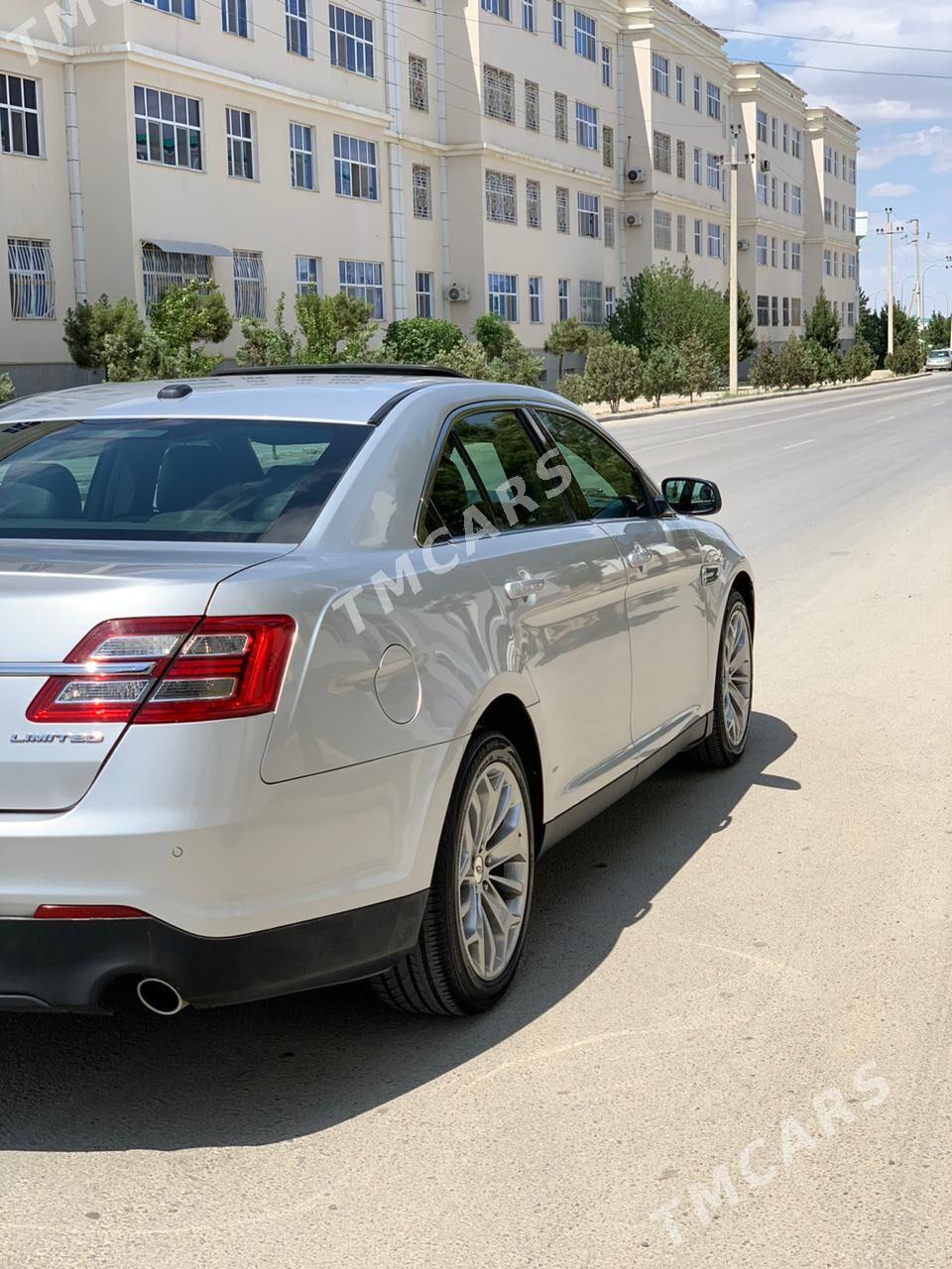 Ford Taurus 2017 - 210 000 TMT - Sowetskiý köç. (Garaşsyzlyk şaýoly) - img 4