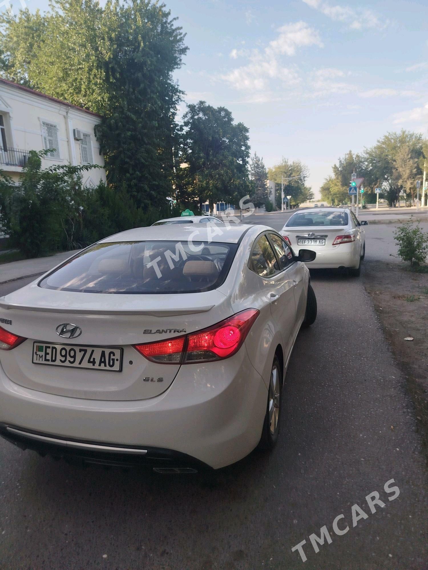 Hyundai Elantra 2012 - 158 000 TMT - Aşgabat - img 3