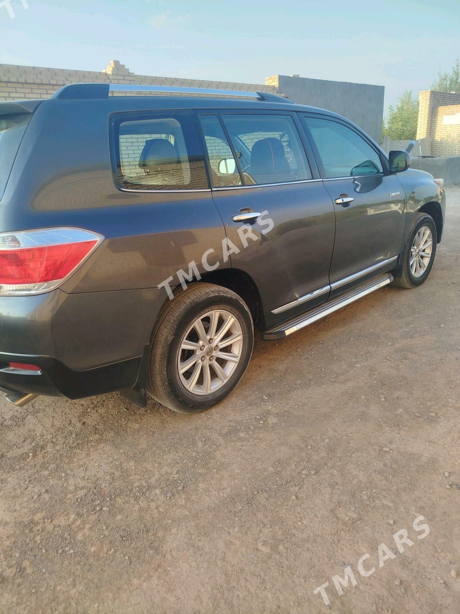 Toyota Highlander 2012 - 290 000 TMT - Wekilbazar - img 3