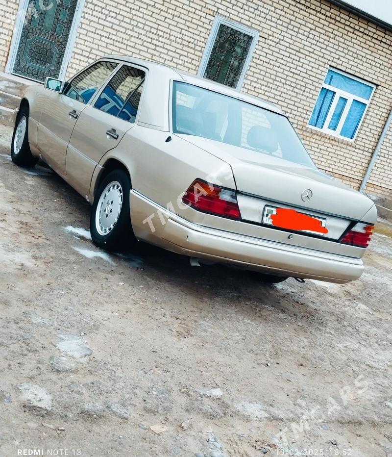 Mercedes-Benz 230E 1991 - 50 000 TMT - Mary - img 3