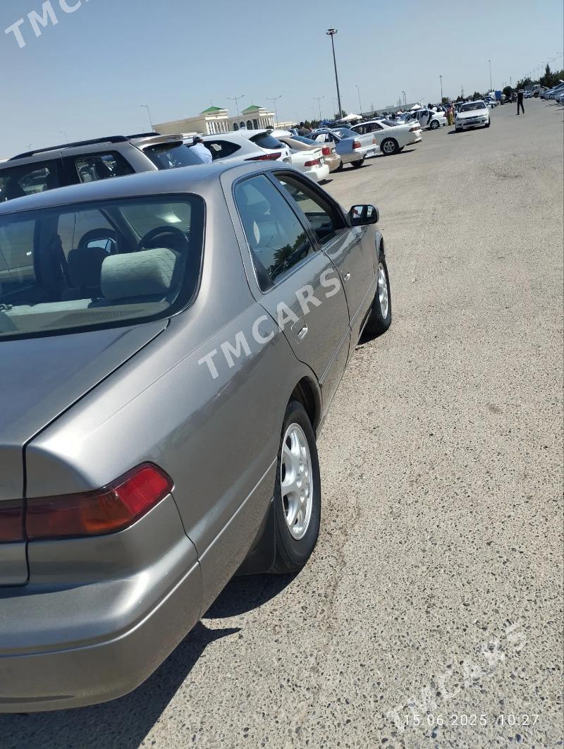 Toyota Camry 1998 - 117 000 TMT - Сакар - img 1