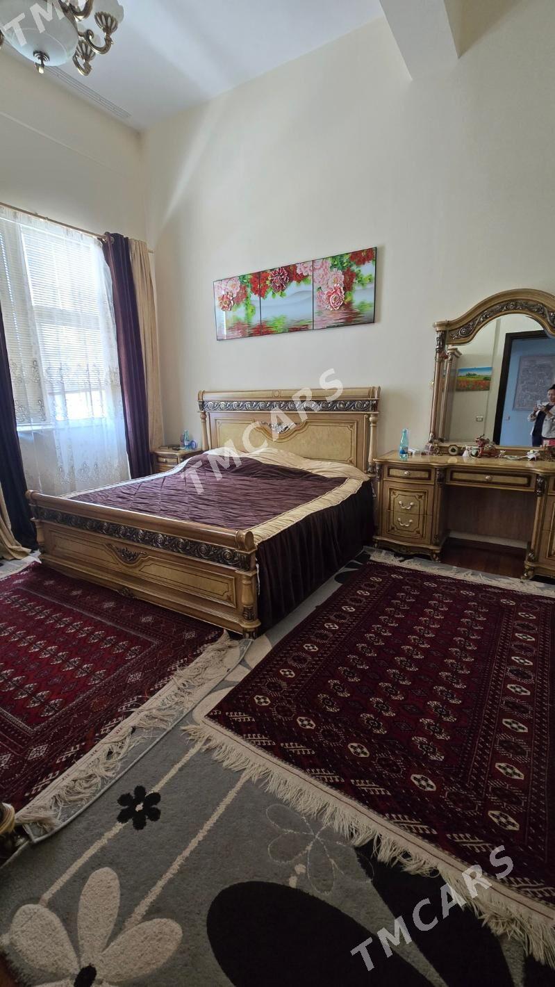 ЭЛИТКА  Подвойского 3 комн - Podwoýski köç. (Bitarap Türkmenistan şaýoly) - img 3