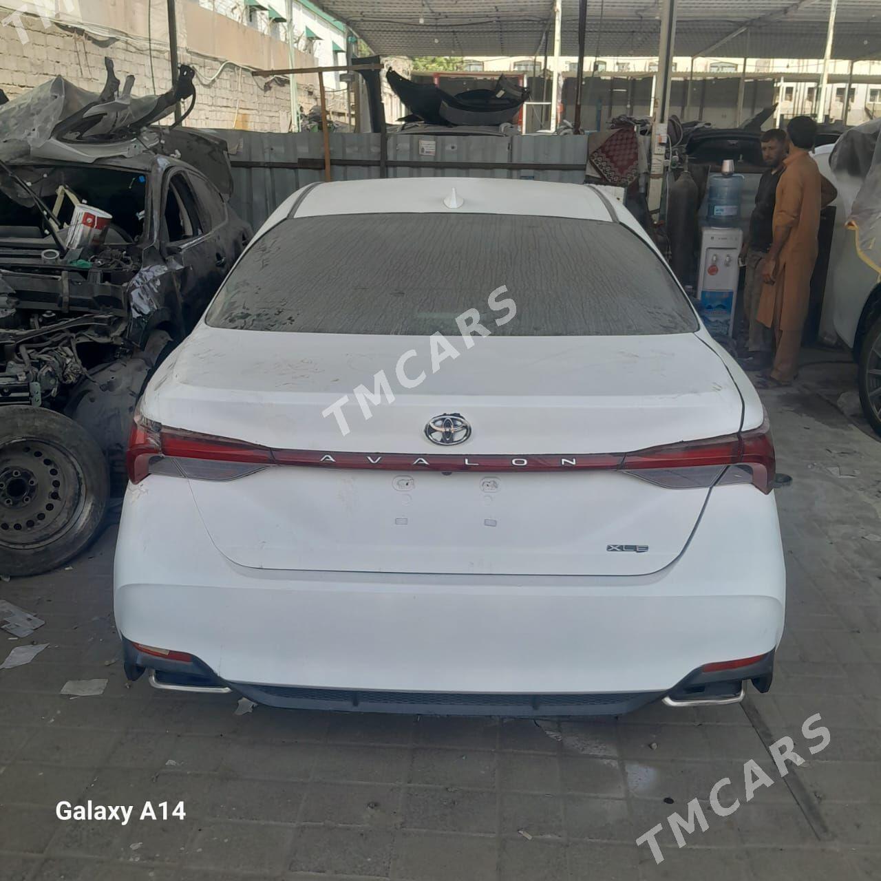 Toyota Avalon 2022 - 340 000 TMT - Байрамали - img 10