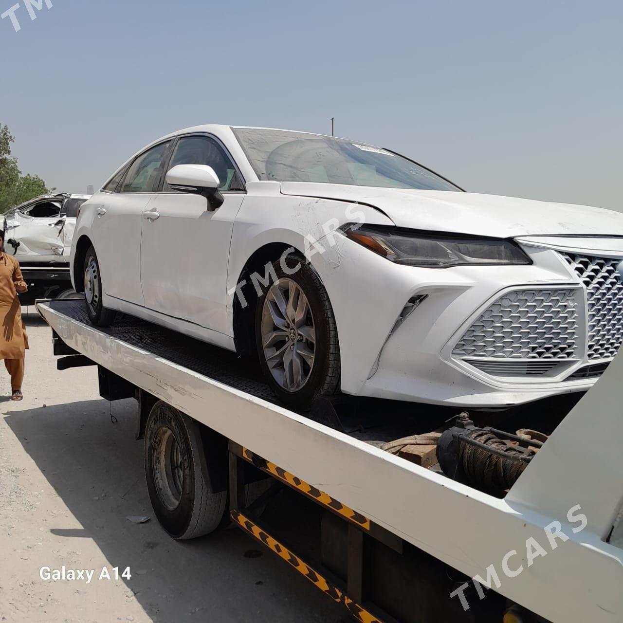 Toyota Avalon 2022 - 340 000 TMT - Байрамали - img 5