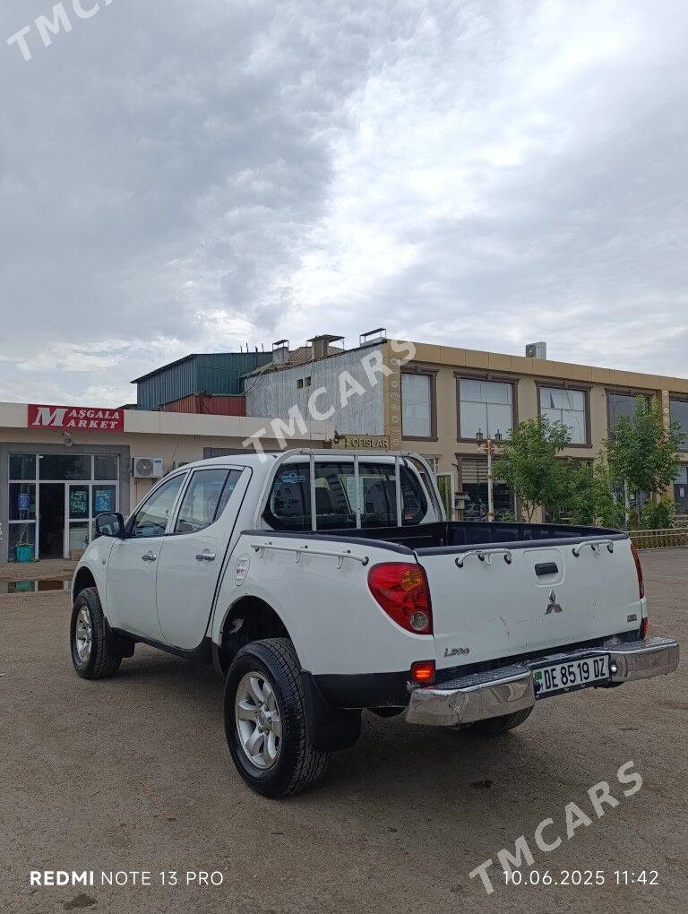 Mitsubishi L200 2010 - 135 000 TMT - Дашогуз - img 4