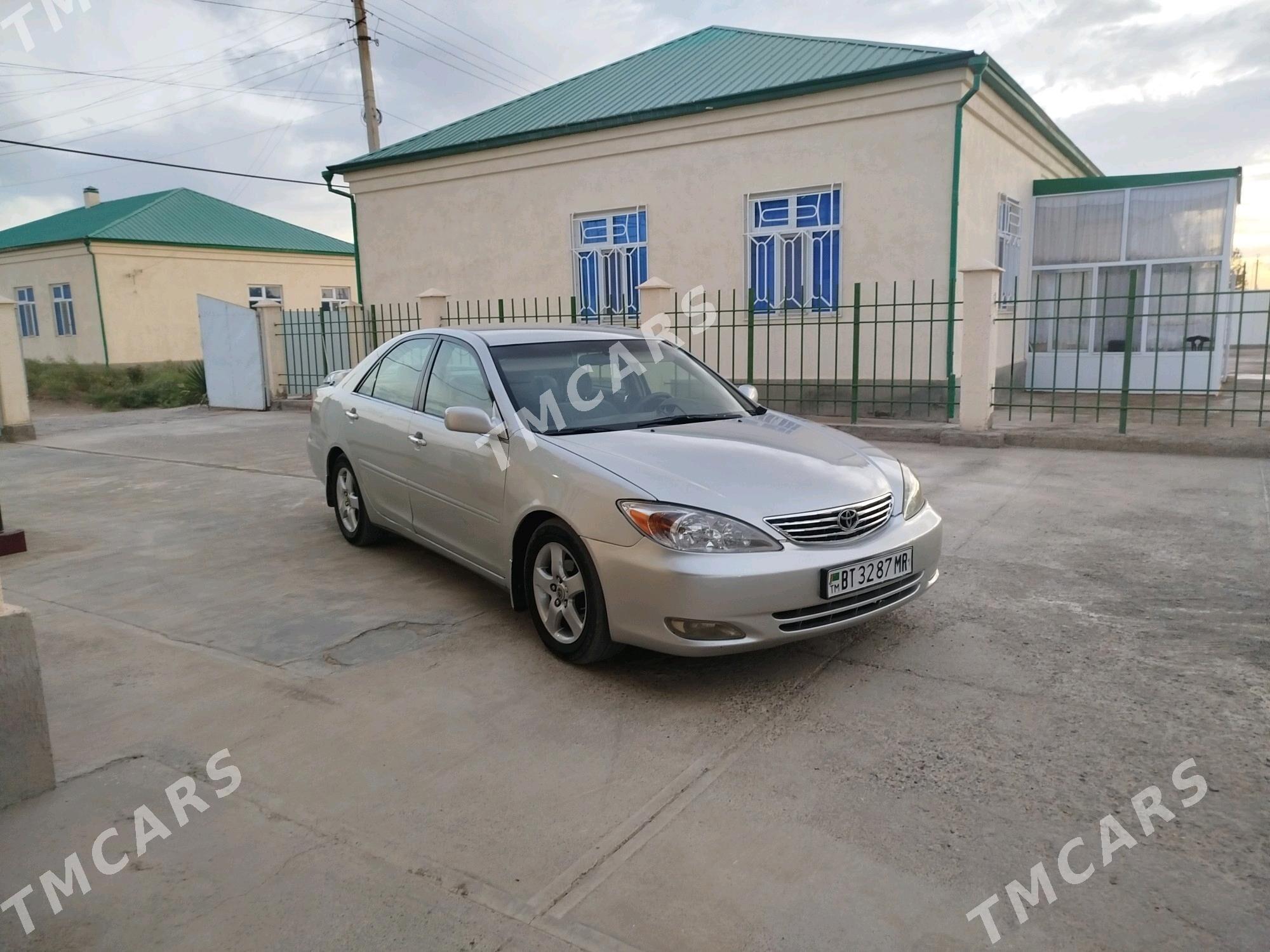 Toyota Camry 2003 - 138 000 TMT - Şatlyk - img 2