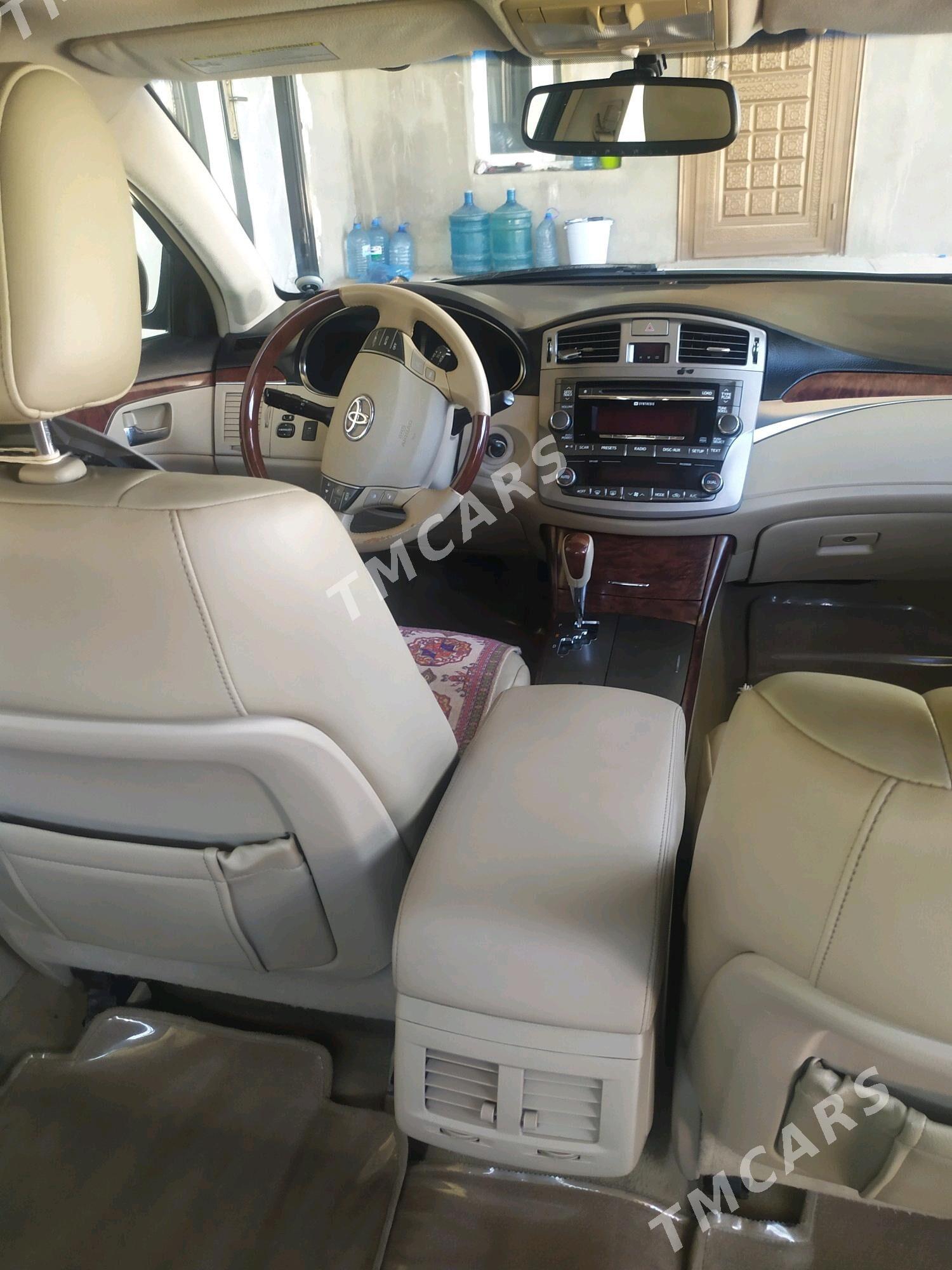Toyota Avalon 2010 - 320 000 TMT - Бахарден - img 2