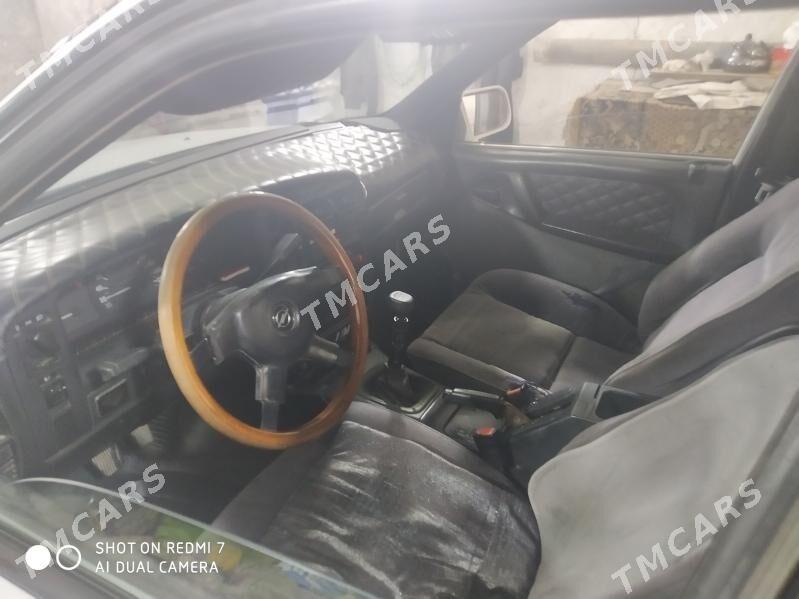 Opel Omega 1992 - 26 000 TMT - Türkmenbaşy - img 2